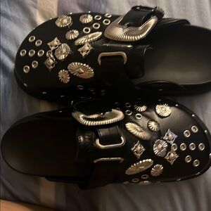 Rock Vintage Cutout Rivets PU Mule Slippers
